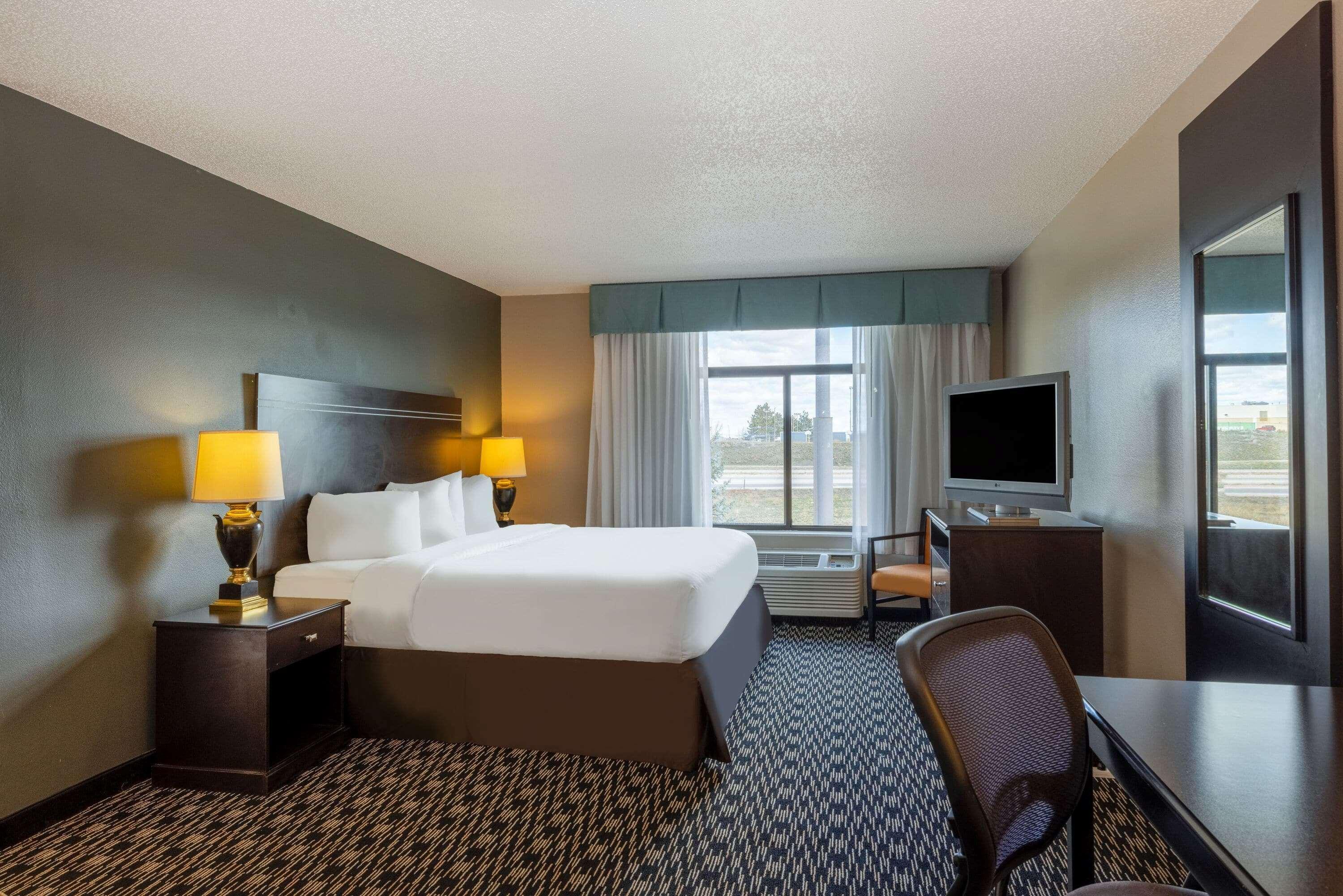 Wingate By Wyndham Gillette Hotel Ngoại thất bức ảnh