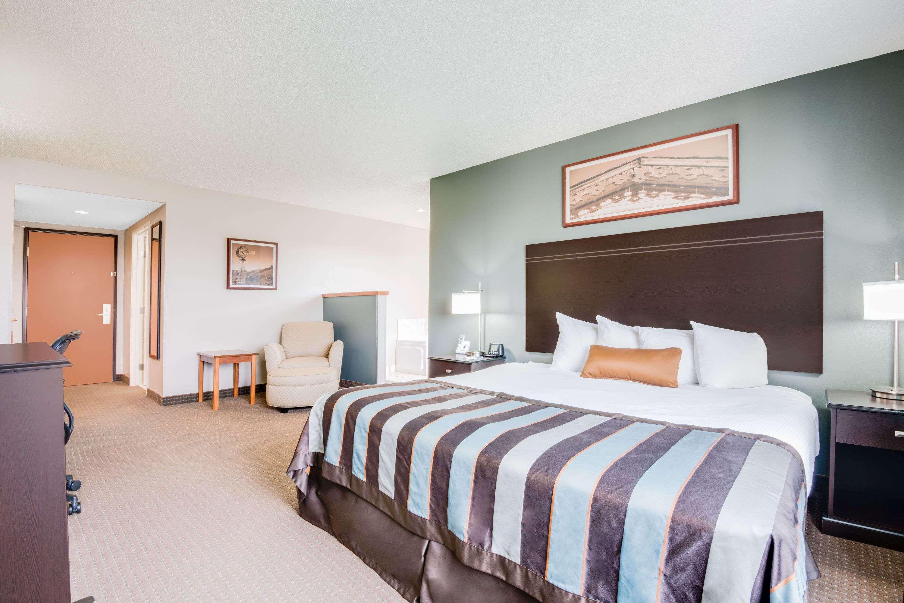 Wingate By Wyndham Gillette Hotel Ngoại thất bức ảnh