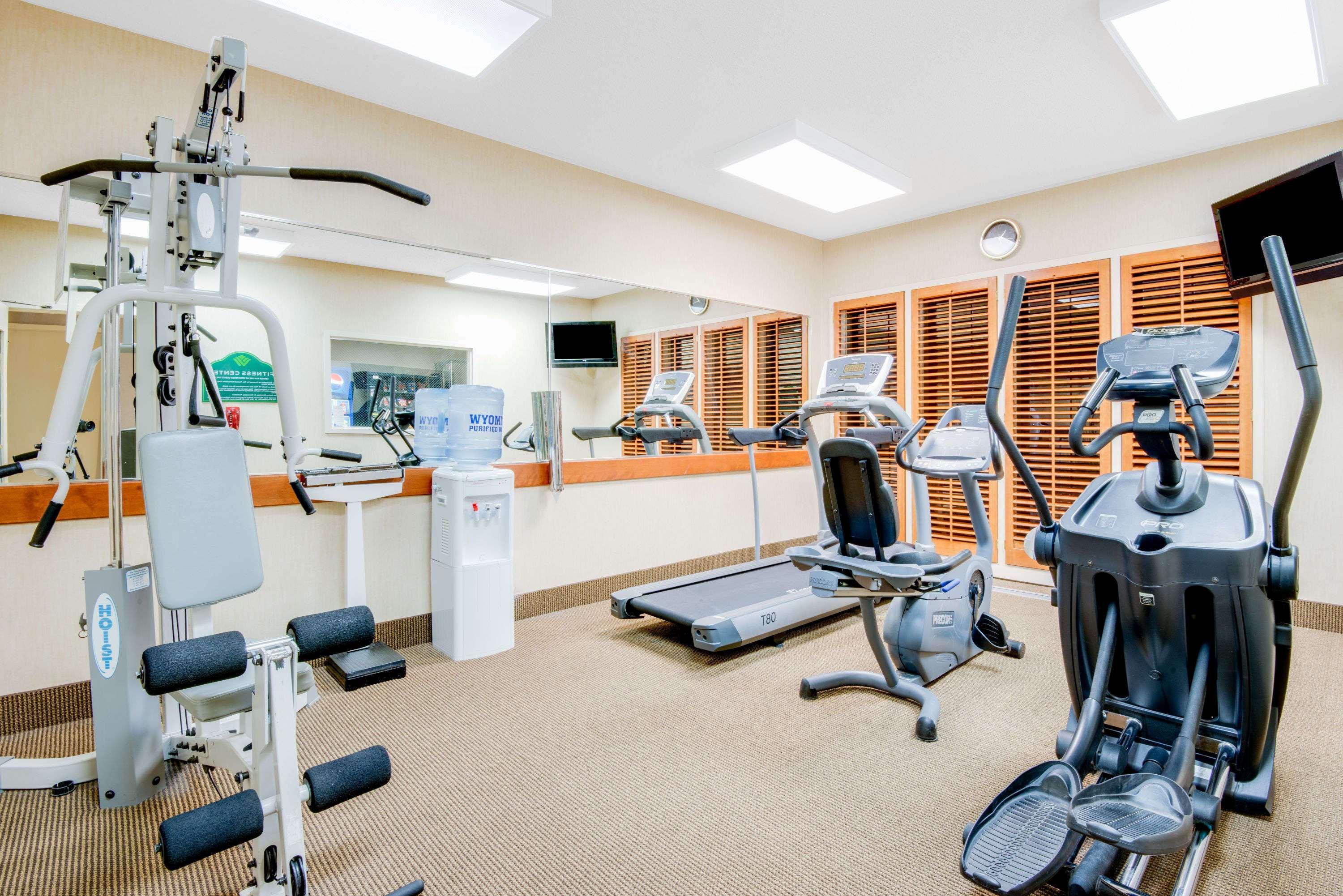 Wingate By Wyndham Gillette Hotel Ngoại thất bức ảnh