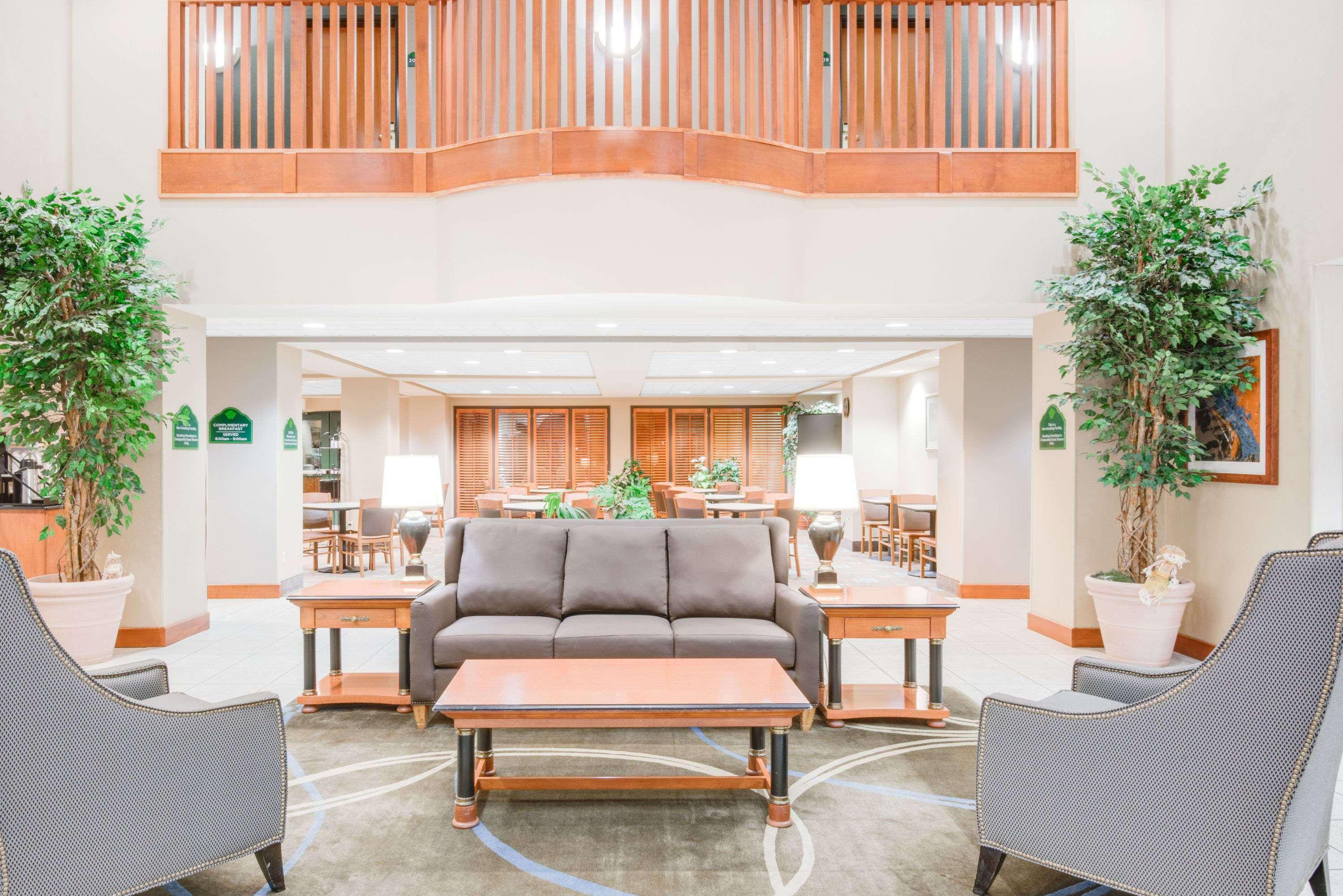 Wingate By Wyndham Gillette Hotel Ngoại thất bức ảnh