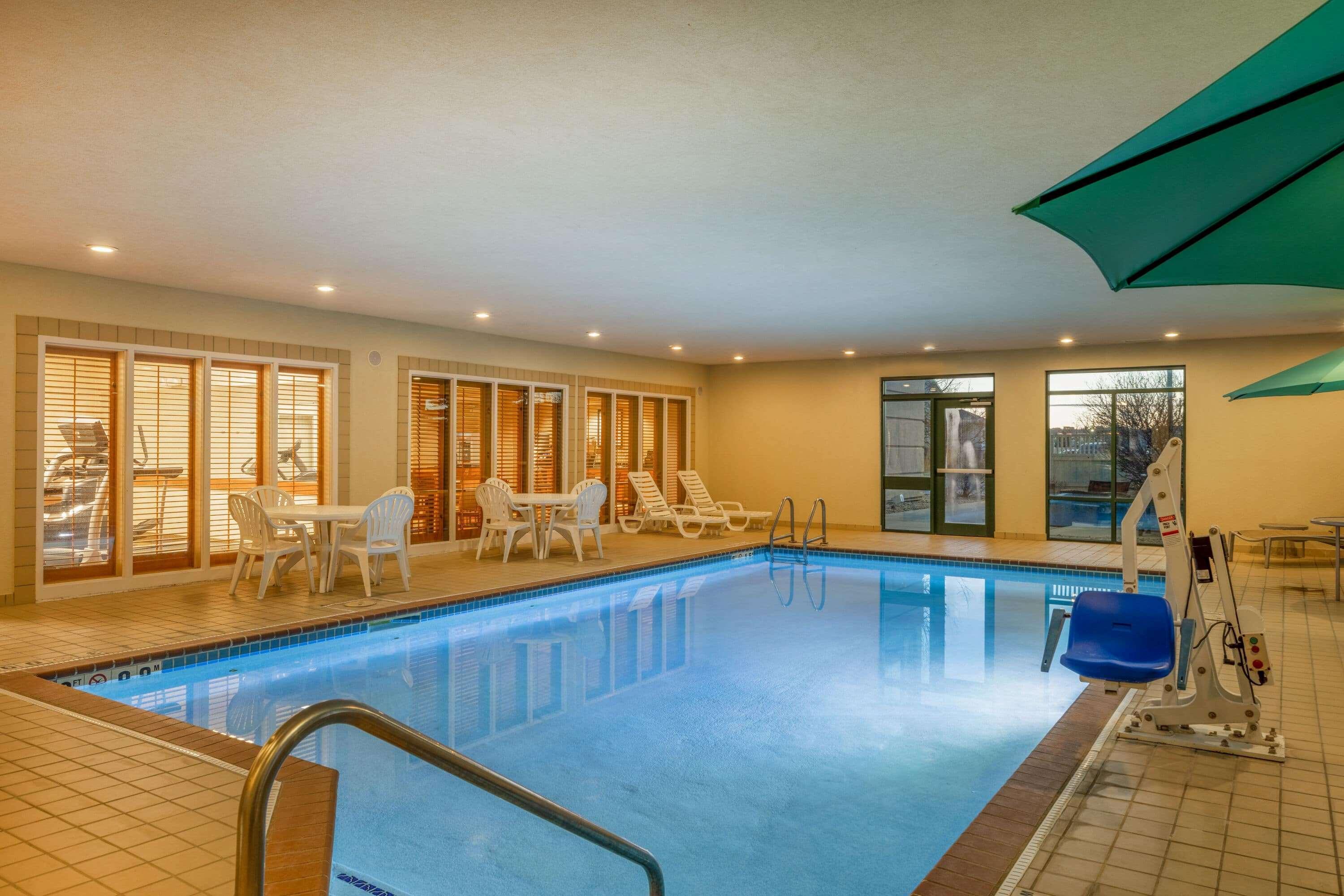Wingate By Wyndham Gillette Hotel Ngoại thất bức ảnh