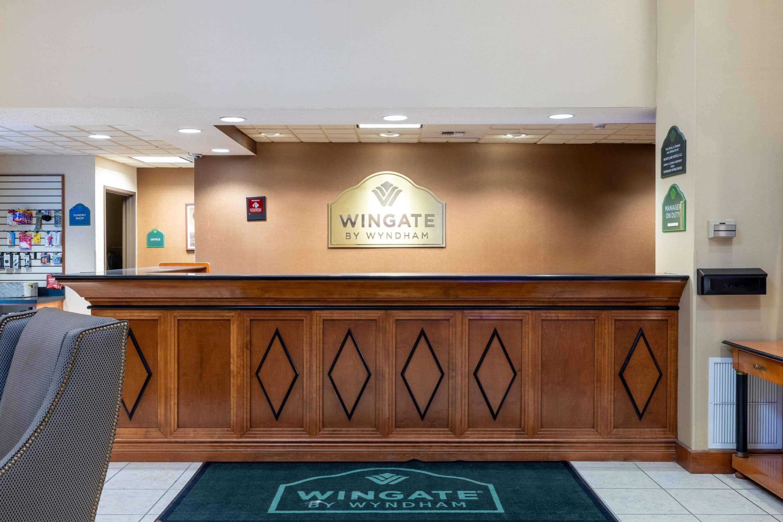 Wingate By Wyndham Gillette Hotel Ngoại thất bức ảnh