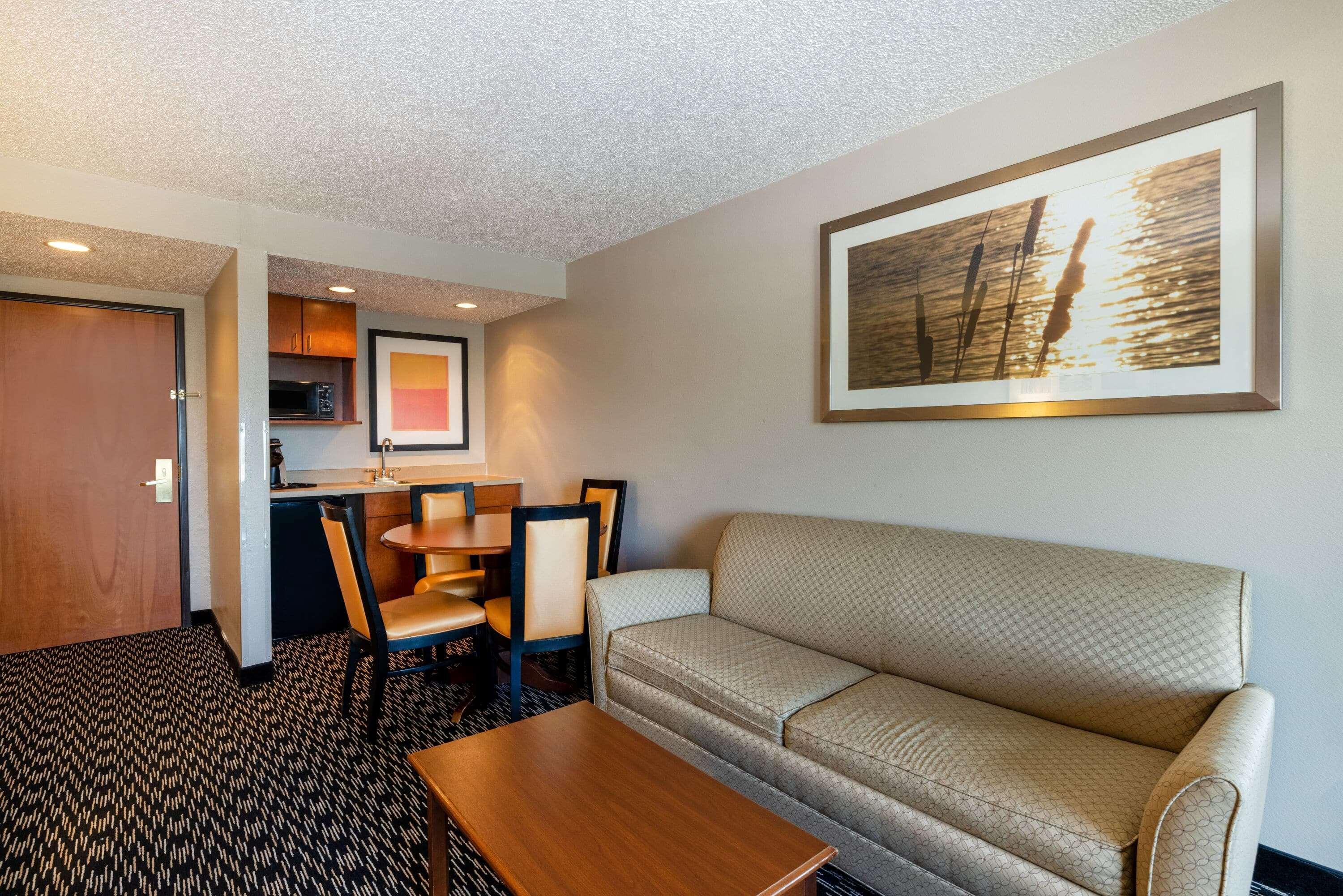 Wingate By Wyndham Gillette Hotel Ngoại thất bức ảnh