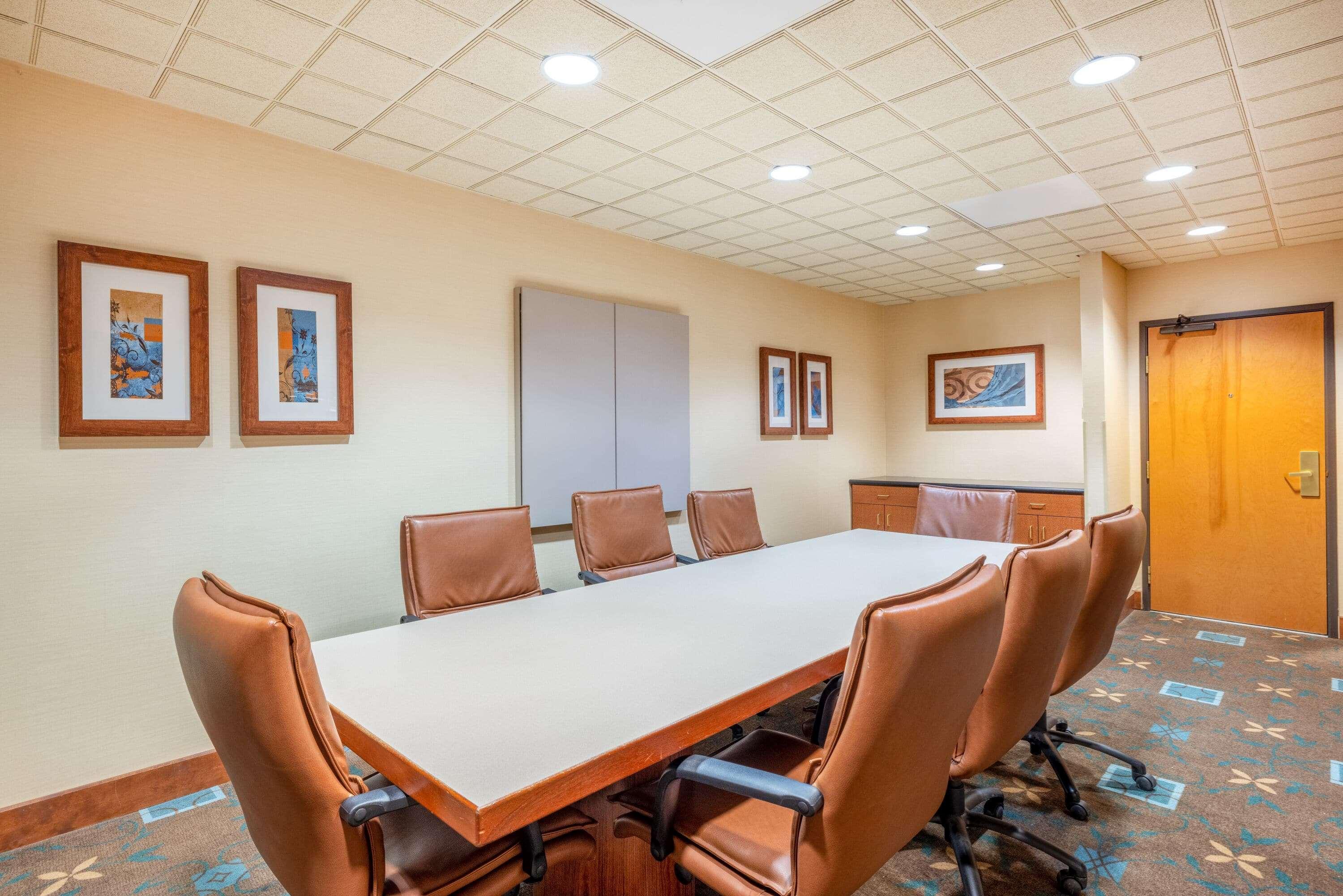 Wingate By Wyndham Gillette Hotel Ngoại thất bức ảnh